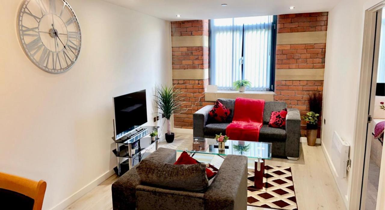 Apartment Bradford Home.